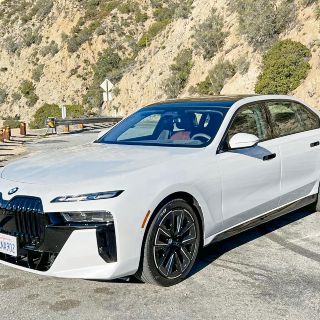 BMW revela planes para 2023