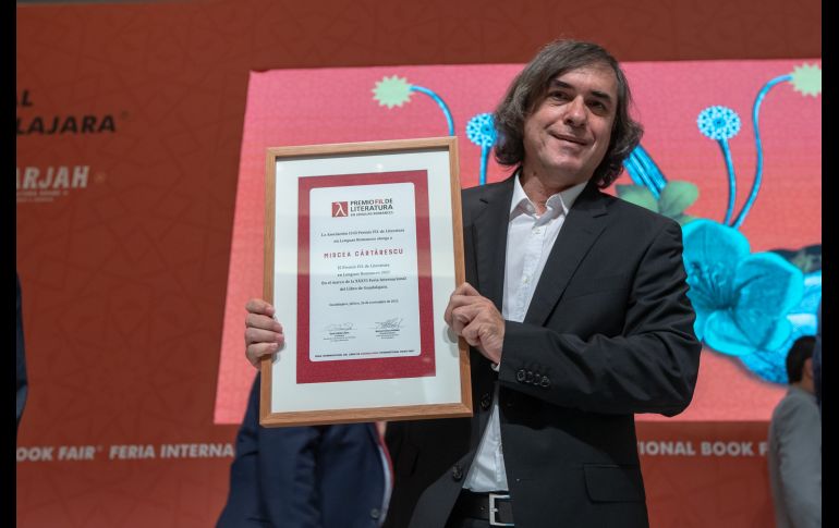 Mircea Cărtărescu, Premio FIL de Literatura 2022, en la ceremonia de recepción del galardón. Especial