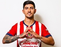 Víctor Guzmán se dijo contento por haber llegado a Chivas. Twiiter/@Chivas