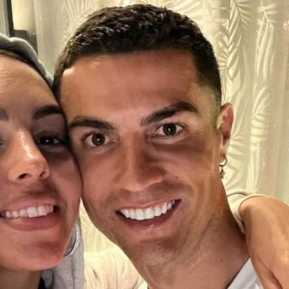 Cristiano Ronaldo recibe de Navidad un lujoso coche de más de 6 millones de pesos