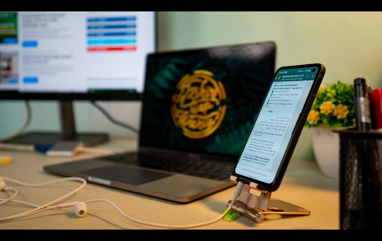 La nueva ley señala que en la primera etapa la medida será para teléfonos, tabletas y otros dispositivos móviles. Las computadoras tendrán que migrar al cargador único antes de 2028. Especial.