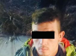 Por este delito fue detenido un sujeto de 24 años, quien afirma responder al nombre de Adrián “G”, además de asegurar ser el propietario de dicha unidad motora de bajo cilindraje, con colores negro y rojo del modelo 2017, con la marca Italika. ESPECIAL
