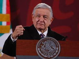 López Obrador afirmó que la Cofece mantiene los privilegios de empresas sobre todo extranjeras sobre empresas públicas, como Pemex y la CFE. SUN / B. Fregoso