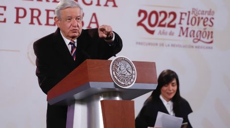 El Presidente López Obrador comparó el rescate bancario vía el Fobaproa con lo que ocurrió durante el Porfirismo con el rescate de las empresas ferrocarrileras. SUN/ B. Fregoso