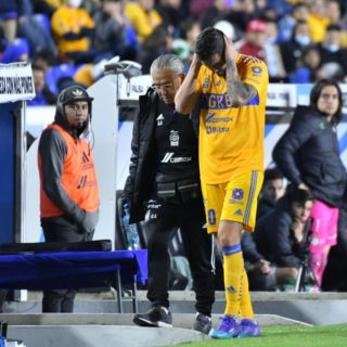 ¡Vaya golpe! Gignac sufrió un traumatismo craneo encefálico por un balonazo