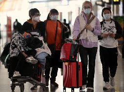 Estados Unidos, Italia, Japón, India y Malasia son algunas naciones que solicitan a los viajeros procedentes de China una prueba de COVID negativa para entrar a su país. AFP