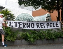 Fuera del hospital colgaron un cartel que rezaba 