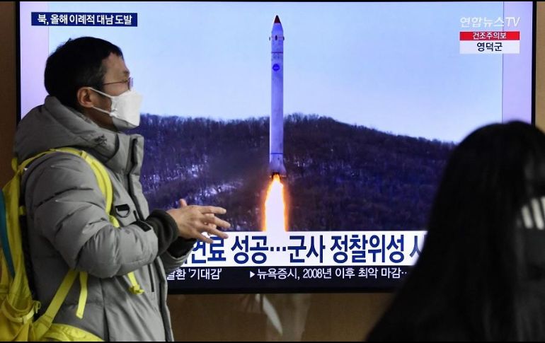 El misil cayó en aguas del mar del Este antes de volar unos 40 kilómetros. AFP/J. Yeung Je