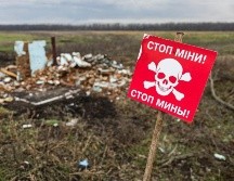 El ejército ucraniano dijo haber bombardeado hasta 10 vehículos y un número indeterminado de militares en Makiivka. AFP/S. Al-Doumy