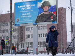 Ucrania atacó una base provisional en Makéyevka la madrugada del 1 de enero con un sistema de cohetes estadounidense HIMARS. AP/D. Lovetsky