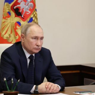 Putin, dispuesto a dialogar si Ucrania cumple sus condiciones