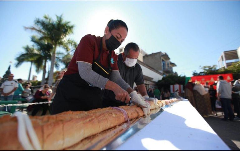 La Mega Rosca midió 70 metros. /ESPECIAL