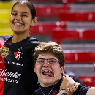 Atlas presenta a sus dos refuerzos