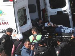Un choque entre dos convoyes del Metro de la Ciudad de México, en la zona norte de la capital, dejó un muerto y una decena de heridos, además de que provocó la suspensión del servicio y el desalojo en la estación La Raza. EFE / S. Gutiérrez