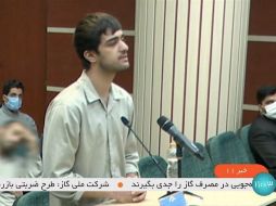 Una captura de televisión tomada de la televisión estatal iraní muestra a Mohammad Mahdi Karami asistiendo a una audiencia judicial en Karaj. EFE/IRINN