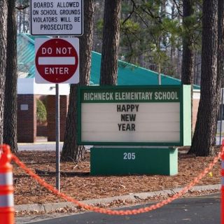 Mejora salud de maestra baleada por niño de seis años en Virginia