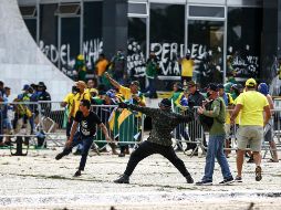 Seguidores del expresidente brasileño Jair Bolsonaro invadieron el Palacio de Planalto. EFE/Marcelo Camargo