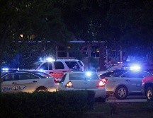 Aplauden heroísmo de profesora que se encargo de salvar las vidas de sus alumnos al notar que uno de ellos tenía una pistola con la cual la hirió en la mano y el pecho. AP/ARCHIVO