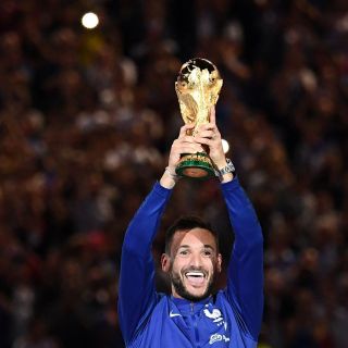 Hugo Lloris anuncia su retiro de la selección francesa