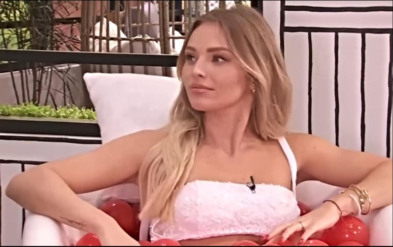 Irina fue cuestionada por Paul Stanley respecto a su relación con Gabriel Soto, a lo que la actriz respondió sin problemas y aseguró una vez más que todo entre ellos está 