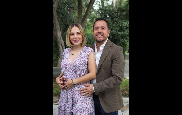 Laura Barba y Rodrigo Valadez. GENTE BIEN JALISCO/Claudio Jimeno