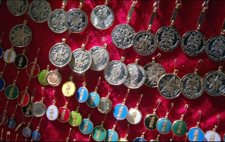 El viernes 13 es considerado por algunos como de mala suerte y muchos buscan con rituales minorar sus posibles efectos. EL INFORMADOR / ARCHIVO