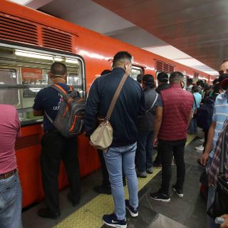 "Usuarios simulados" de Guardia Nacional también viajan en el metro