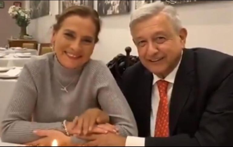 El Presidente y su esposa fueron a comer al restaurante El Cardenal. SUN