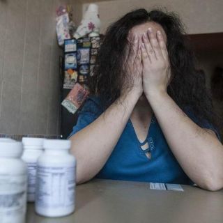 Pedir dinero prestado, lo que más deprime a los mexicanos: INEGI