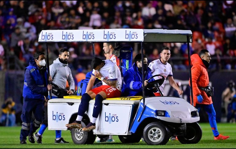 Alexis fue el jugador que le dio el triunfo a Chivas durante la primera jornada ante Rayados, y ahora el equipo espera que los servicios médicos del club descarten una lesión de gravedad. IMAGO7