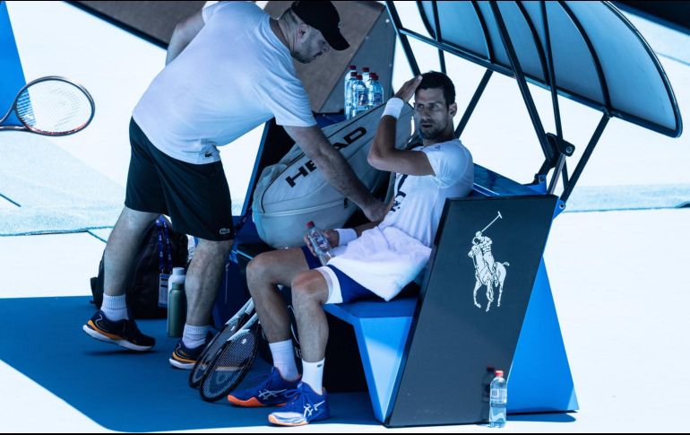 Novak Djokovic, actual número cinco del mundo, es el segundo jugador con más títulos de Grand Slam en la historia del tenis, con 21. EFE