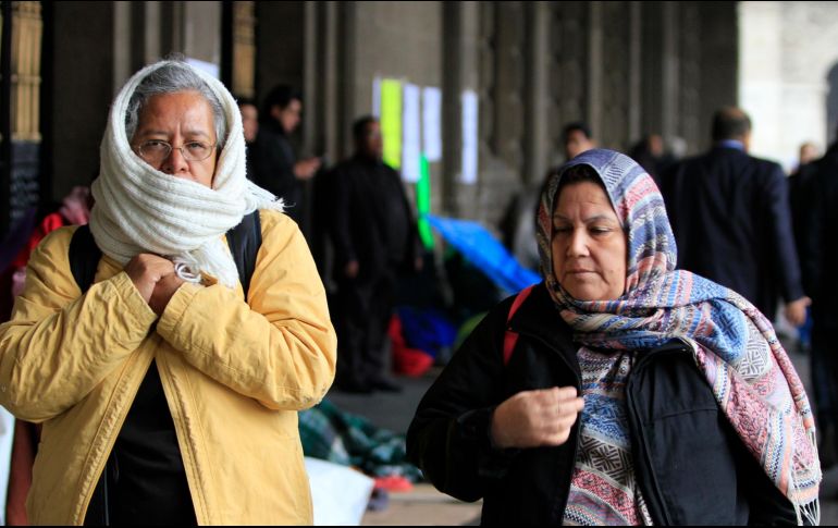 Para este martes, el frente frío 25 se desplazará sobre el noroeste y norte de México, mientras que la Tercera Tormenta Invernal también afectará al país. NTX / ARCHIVO