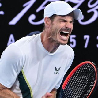 Andy Murray gana a Kokkinakis en maratónico partido en Australia