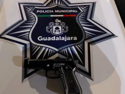 Cae hombre por robarle su moto a repartidor de comida. ESPECIAL