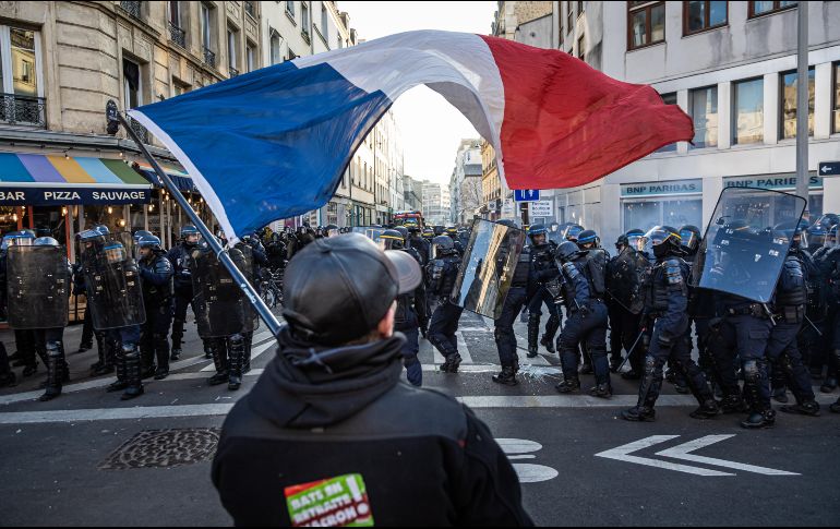 El incidente se produjo en medio de enfrentamientos entre manifestantes y las fuerzas de seguridad. EFE/C. Petit