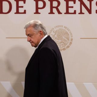 López Obrador revela por qué se tituló de la UNAM sin el dominio del inglés
