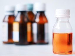 Advierten sobre jarabes para la tos fabricados en India con niveles elevados de dietilenglicol y de etilenglicol. ESPECIAL/Foto de Towfiqu barbhuiya en Unsplash