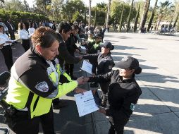 Un total de 303 nuevos oficiales concluyeron oficialmente su preparación en las instalaciones de la Academia de la Secretaría de Seguridad . ESPECIAL