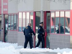 La policía encontró a los dos estudiantes aún con vida. Ch. Neibergall. AP
