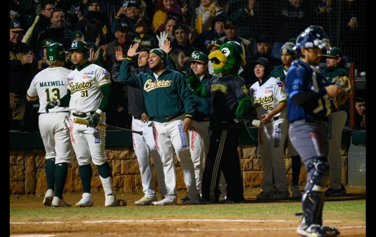Los Cañeros se han valido de sus bateadores para salir adelante. Twitter/@Liga_Arco