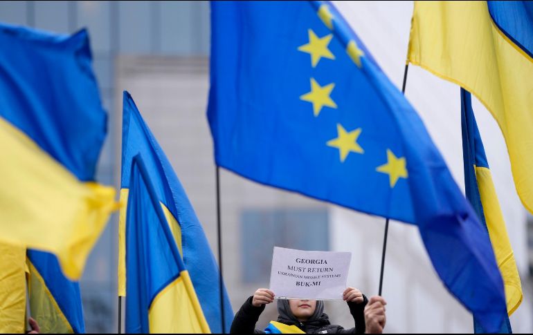 Los despidos se producen tras las informaciones de la prensa sobre precios inflados en un contrato de suministro de alimentos al Ejército ucraniano. AP/V. Mayo