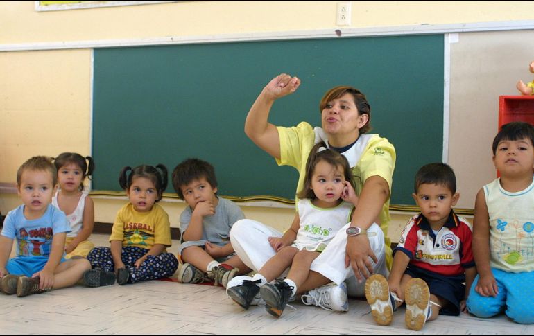 La formación docente para preescolar es una de las opciones que las mexicanas prefieren. EL INFORMADOR / ARCHIVO