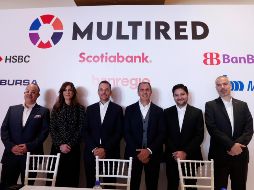 En promedio, los usuarios de los bancos gastan de 20 a 38 pesos en comisiones por disponer de efectivo o consultar saldo en cajeros automáticos. EFE/M. Guzmán