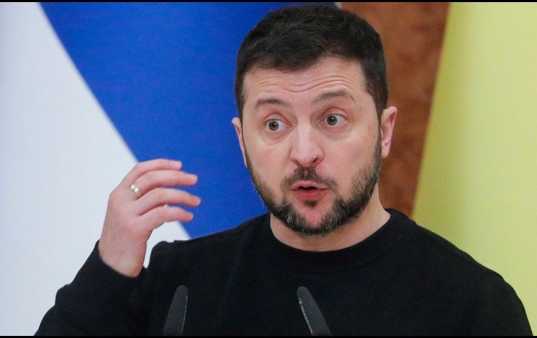 El presidente ucraniano Volodimir Zelenski celebró la entrega de modernos tanques de guerra a su país. EFE/S. Dolzhenko