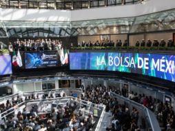 El peso se apreció un 0.1% frente al dólar, al cotizar a 18.79 unidades por billete verde. ESPECIAL