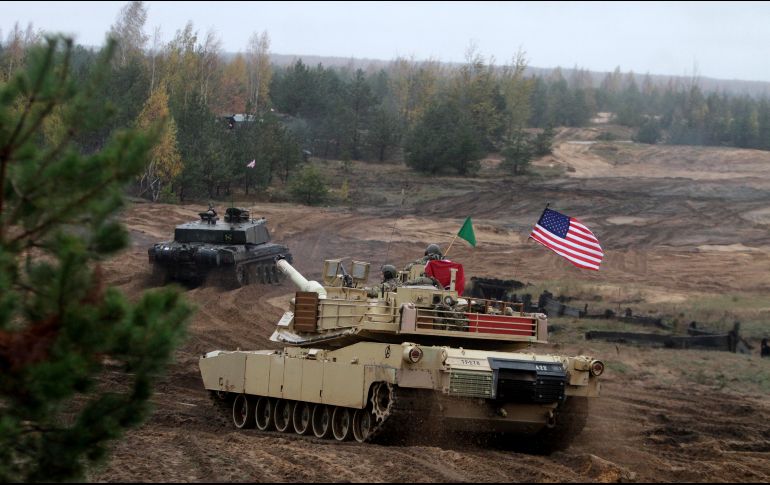 Estados Unidos enviará 31 tanques M1 Abrams a Ucrania, informó el presidente Joe Biden, desistiendo de los argumentos que presentó durante meses de que la operación y el mantenimiento de los tanques eran demasiado complicados para las fuerzas ucranianas. EFE / V. Kalnina