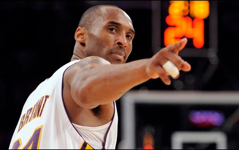 Kobe Bryant fue un basquetbolista exitoso. AP / ARCHIVO