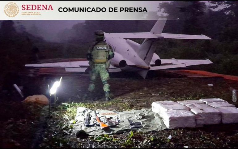 Fue gracias al sistema de vigilancia de la Sedena que se detectó que había una aeronave no identificada proveniente de Sudamérica en San Quintín, Chiapas. Twitter / @SEDENAmx