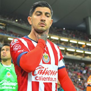 ¿"Pocho" Guzmán continuará como capitán de Chivas? Esto dijo el profe Pauno
