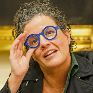 Lourdes González rompe el "molde"